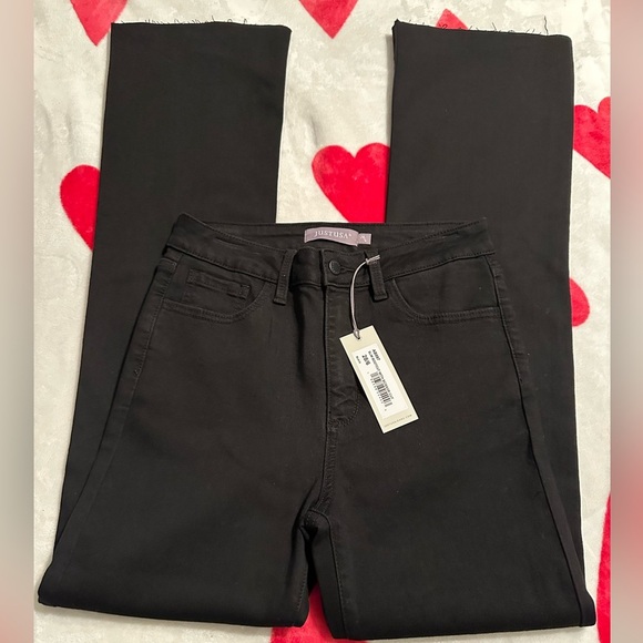 NWT JUST USA
Muriel High Rise Scissor Cut Bootcut Jean - Picture 5 of 13